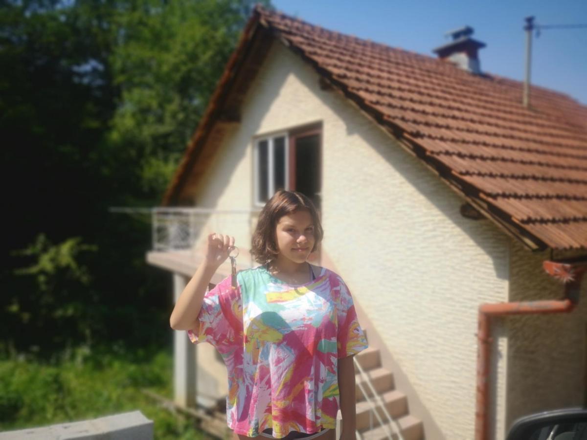 Small House In Celje Bagian luar foto