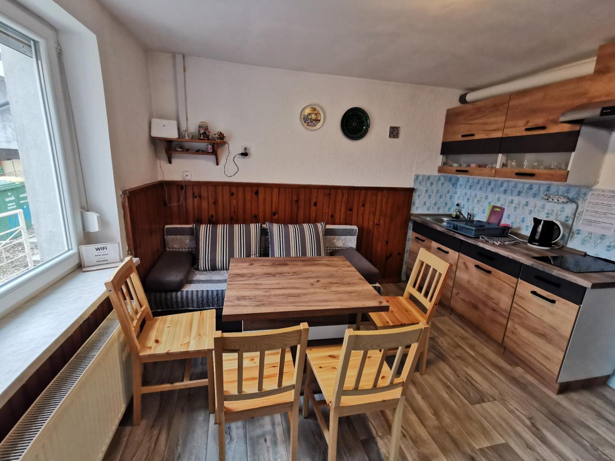 Small House In Celje Bagian luar foto