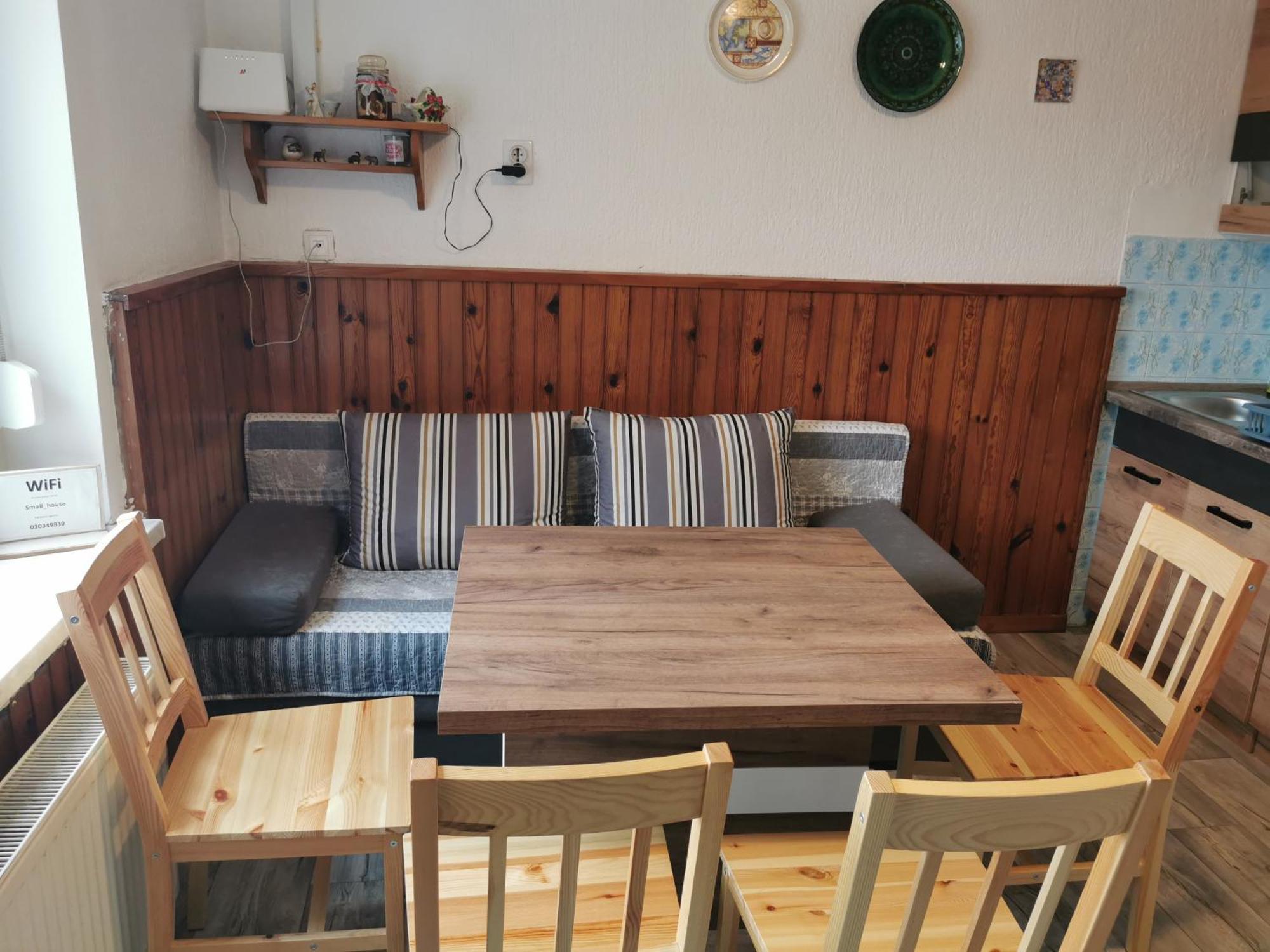 Small House In Celje Bagian luar foto